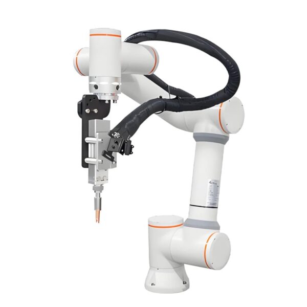 Cobot with handheld welding machine 750 - 3
